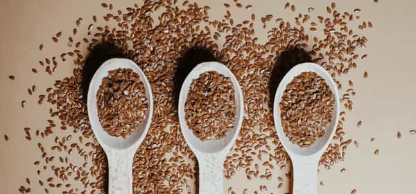 Health Benefits of Flax-Seeds: 10 Science-Backed Advantages