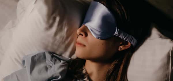 17 Proven Tips to Sleep Better at Night for Optimal Health